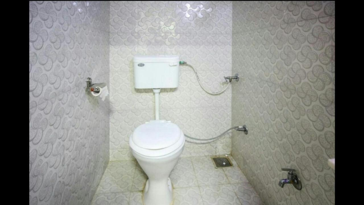 Hotel Honey Bunny Amhedabad Dış mekan fotoğraf